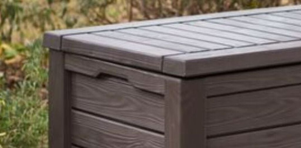 Westwood 150 Gallon Deck Box - Brown